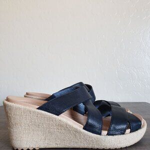 Crocs A-Leigh Criss Cross Leather Wedge Sandal Deep Midnight Blue Size Women's 7